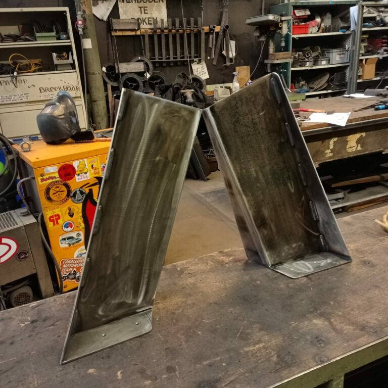 maatwerk speaker beugel